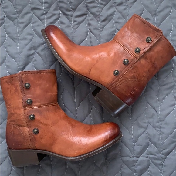 Frye Shoes - New!! FRYE Lynn Miltary snap short boots